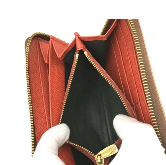 DOLCE&GABBANA Logo Leather Zip Around Long Wallet - Picture 6 of 9